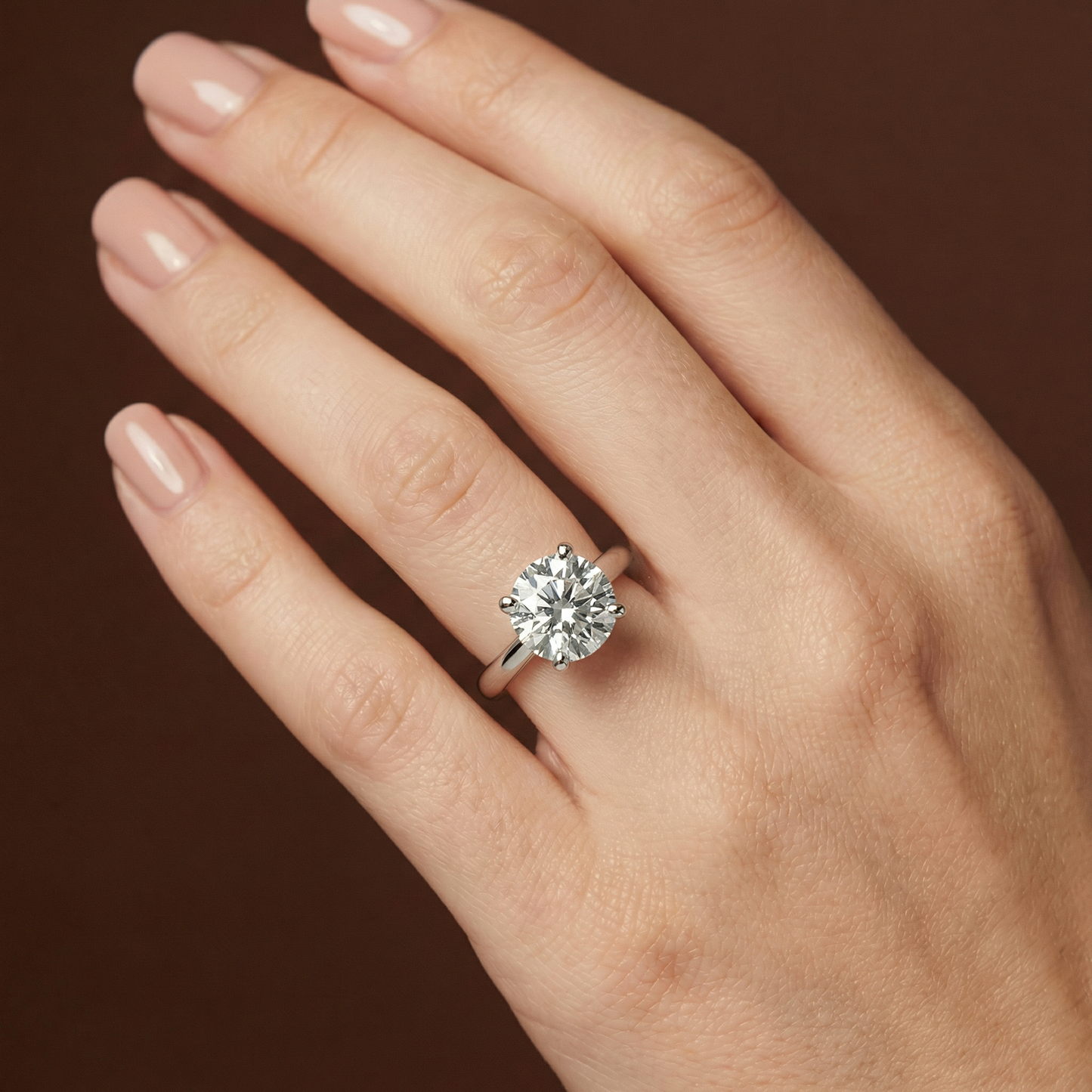 4.00ct Round Brilliant Cut Solitaire Engagement Ring - D/E, VVS/VS - IGI - 18ct White Gold