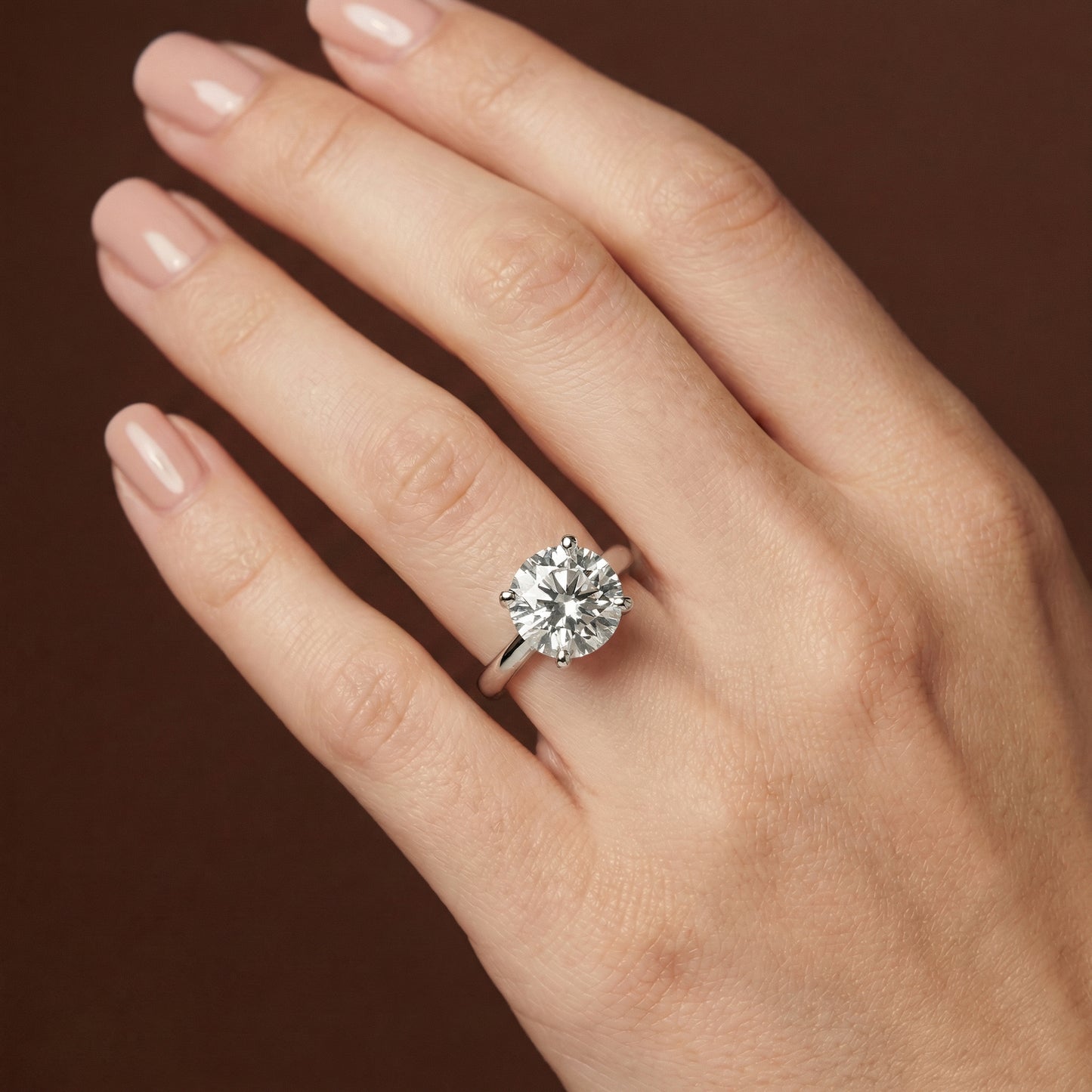 5.00ct Round Brilliant Cut Solitaire Engagement Ring - D/E, VVS/VS - IGI - 18ct White Gold